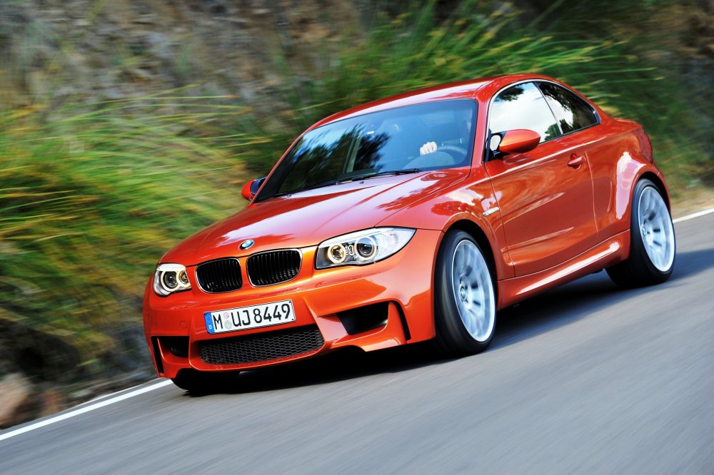 BMW 1m рыжая