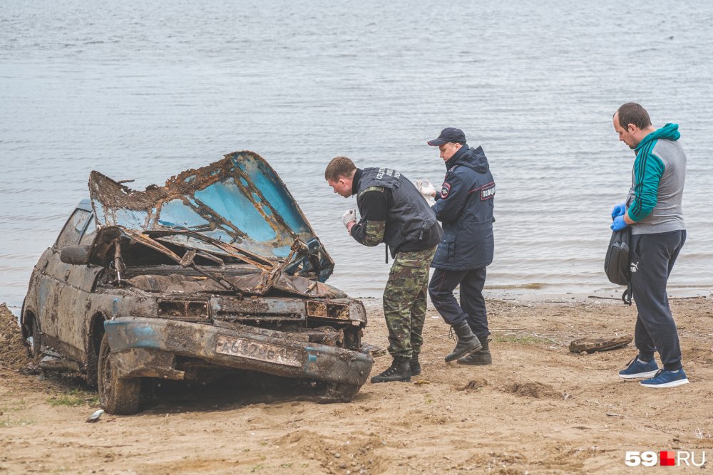 Затонувшие машины с людьми