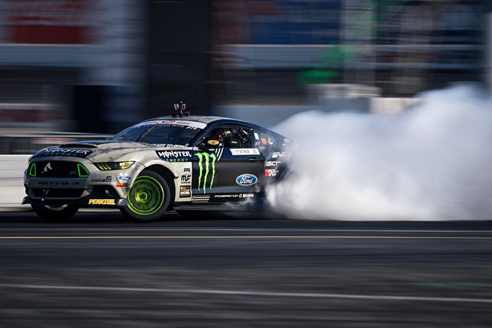 Formula Drift Mustang