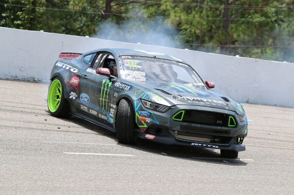 Mustang Vaughn Gittin