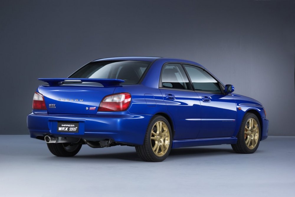 Субару Импреза WRX STI 2015