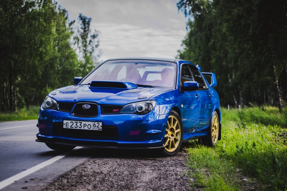 Субару Импреза WRX STI 2004