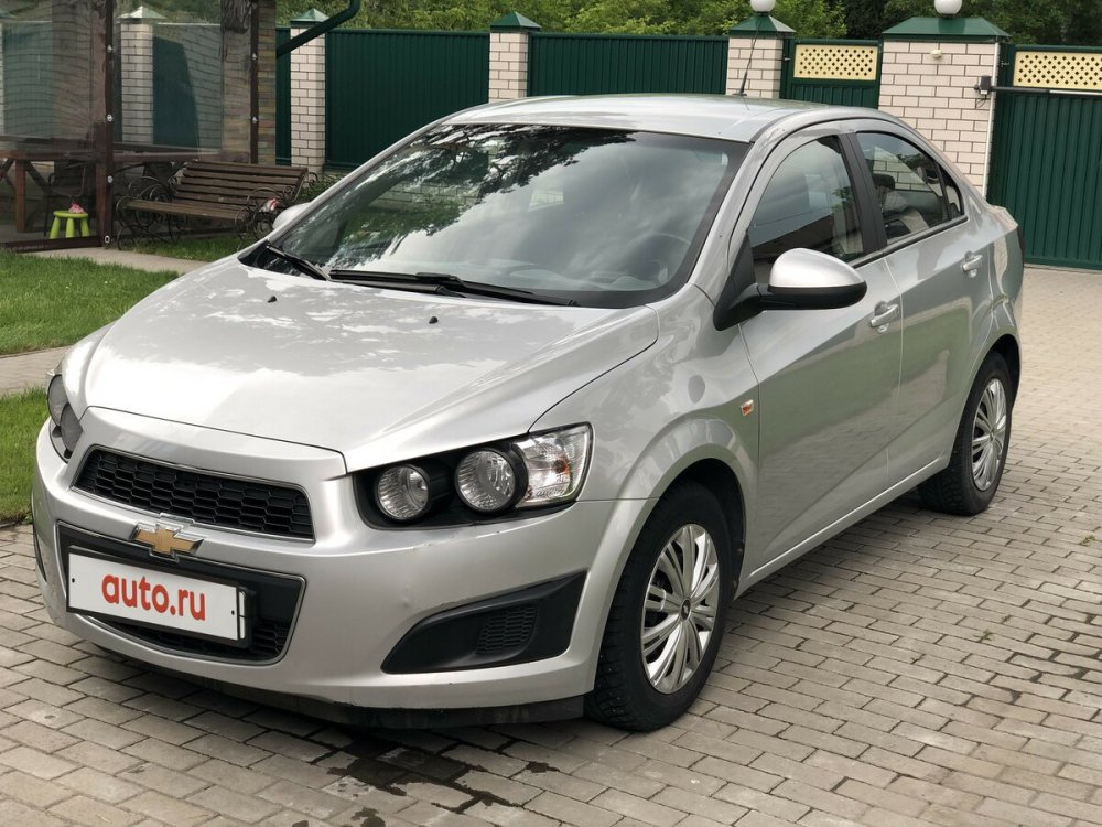 Chevrolet Aveo 2011 седан