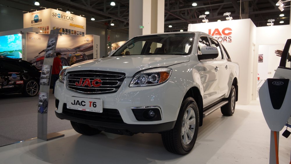 JAC t6 новый китайский