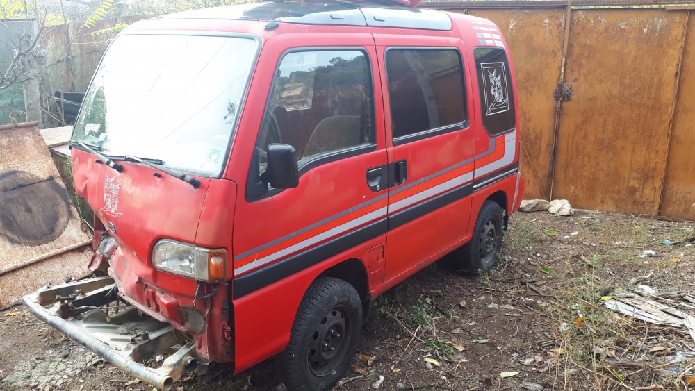 Subaru e12 libero