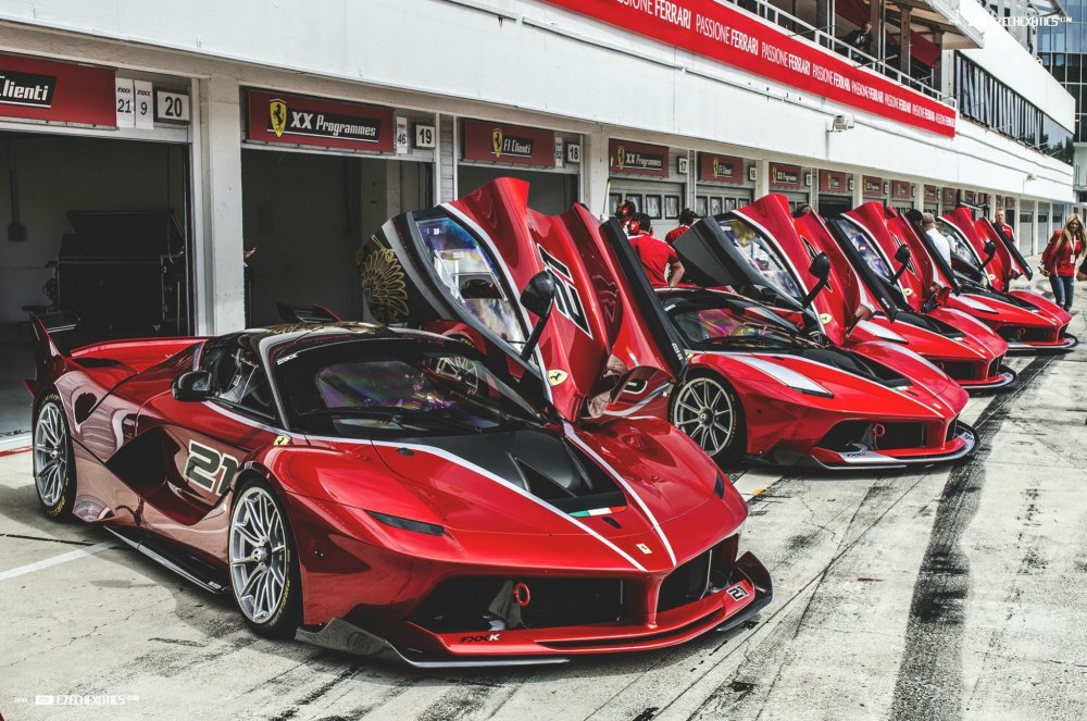 Феррари Энзо FXX