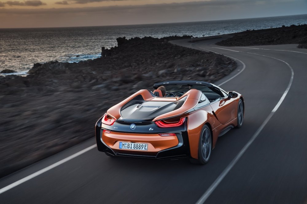 2019 BMW i8 Roadster