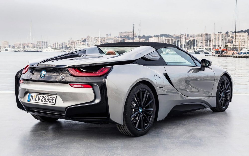 БМВ i8 Roadster 2020