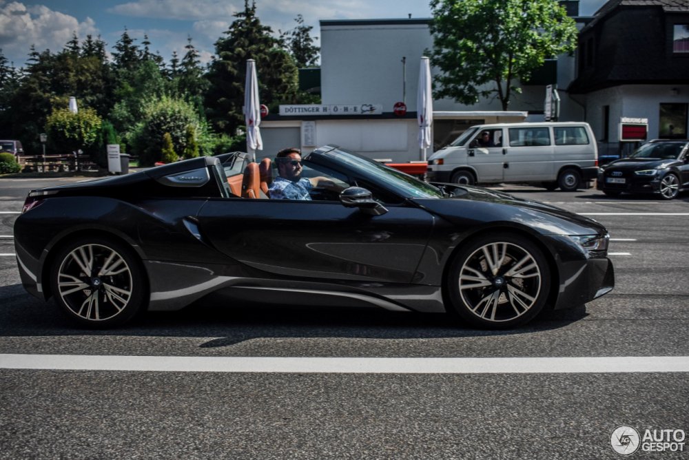 BMW i8 Roadster 2020