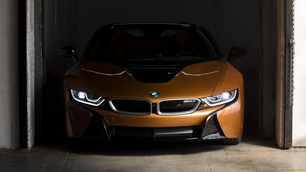 BMW i8 2021