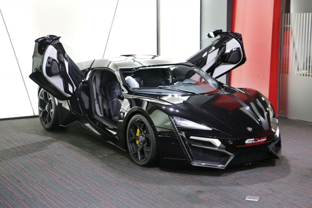 W Motors Lykan