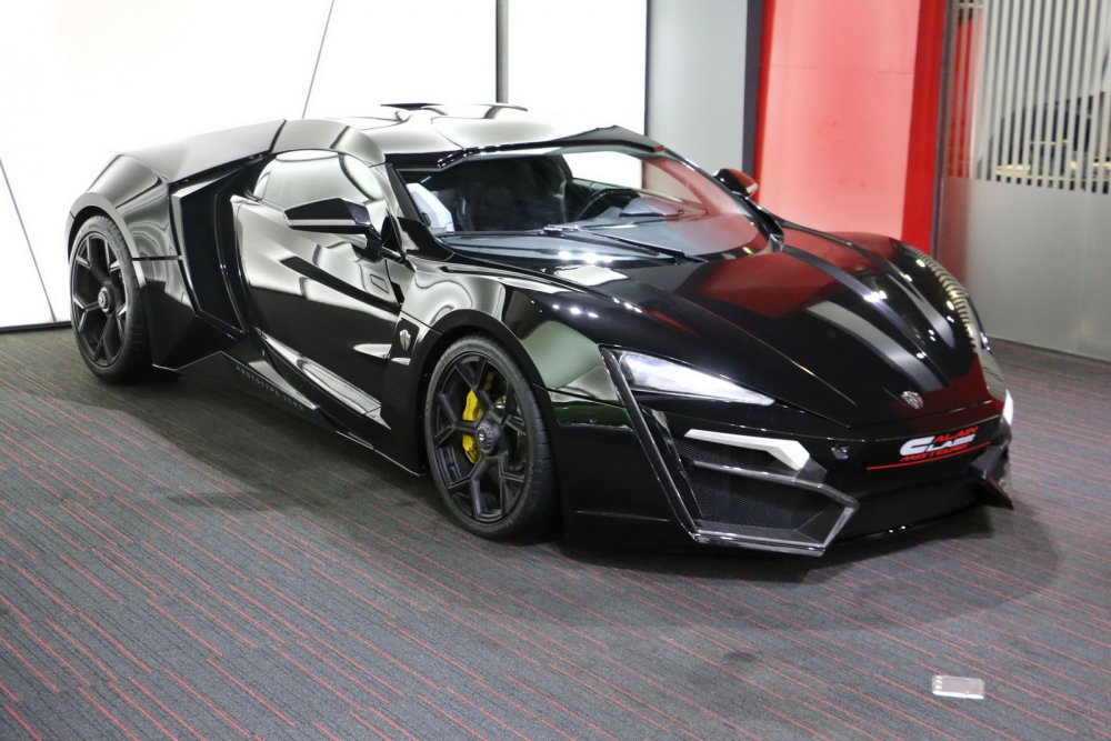 Lykan Hypersport красная