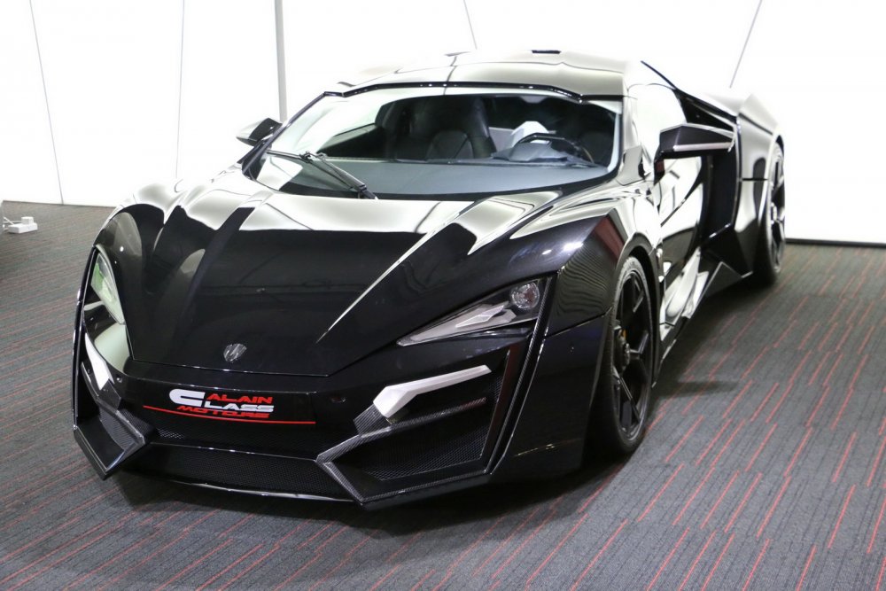 Суперкар Lykan Hypersport