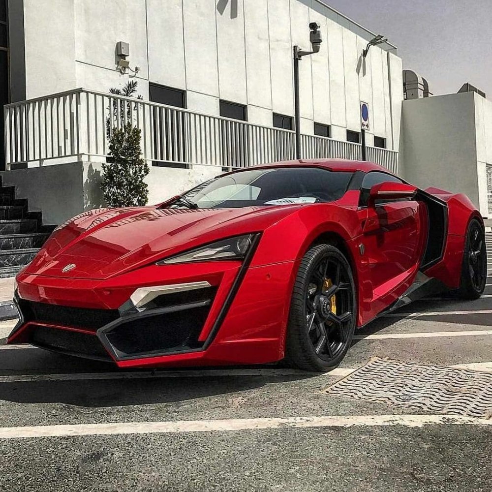 2014 W Motors Lykan Hypersport