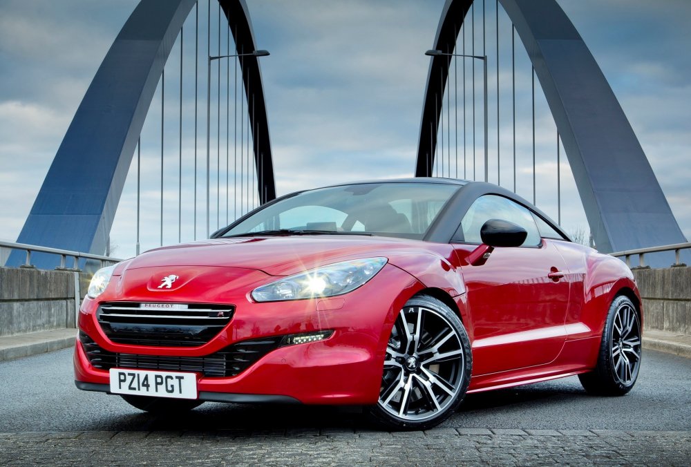 Peugeot RCZ красный