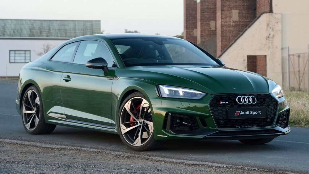 Audi rs5 зеленая