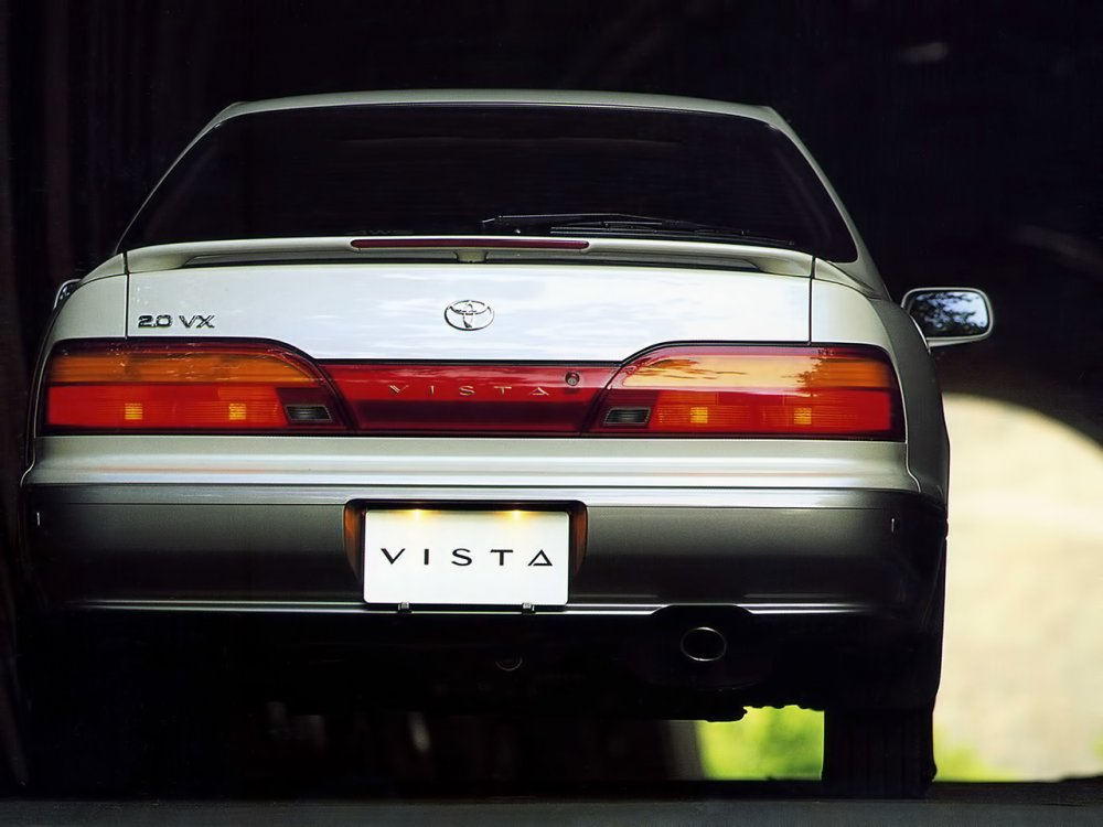 Toyota Vista v30