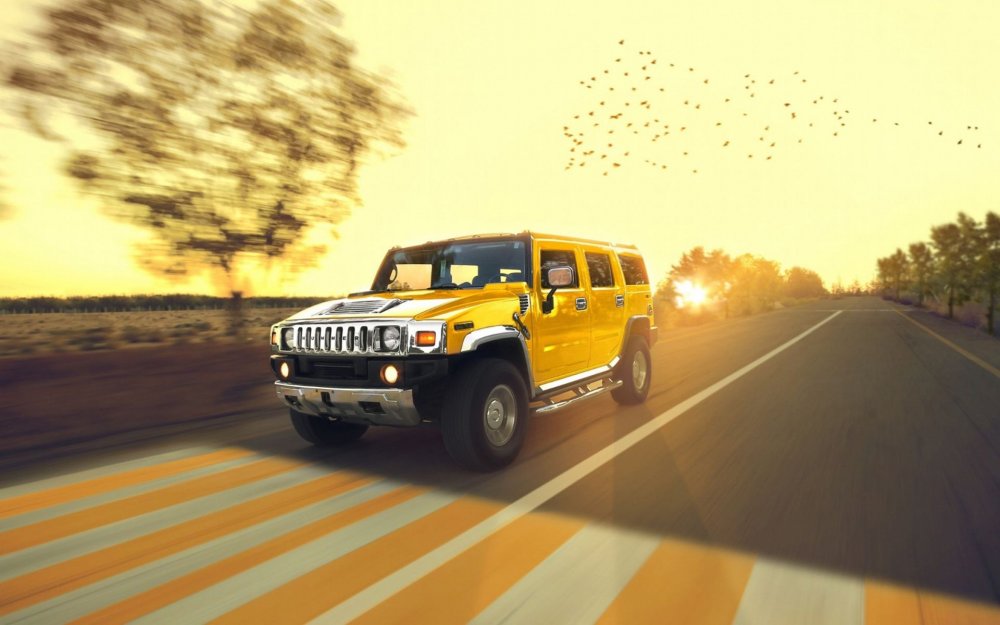 Hummer h2 Yellow