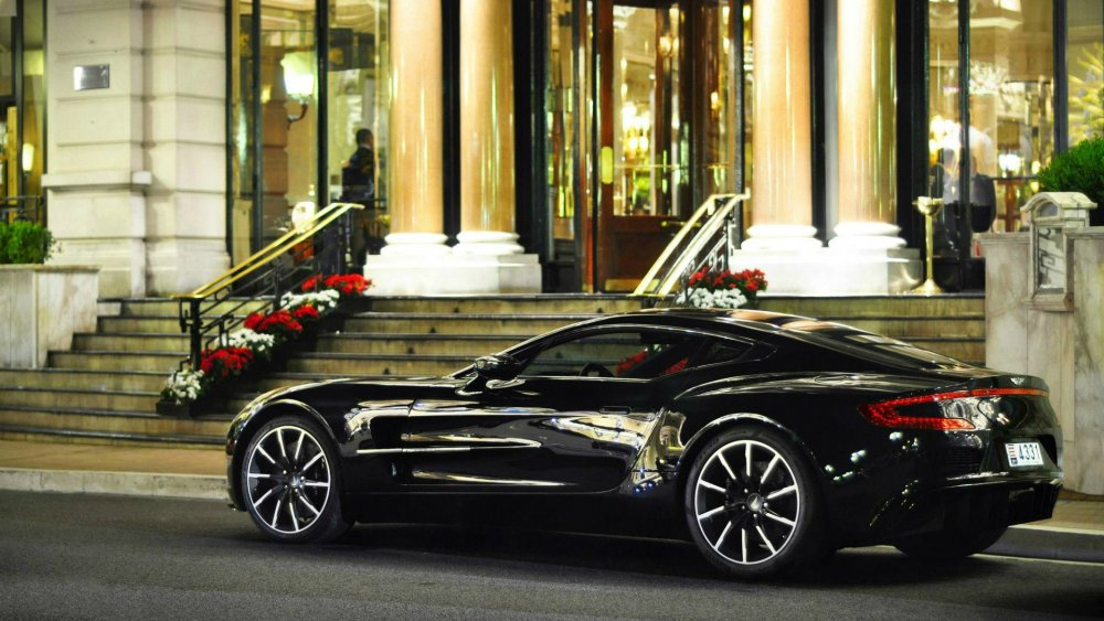 Aston Martin db9 черный