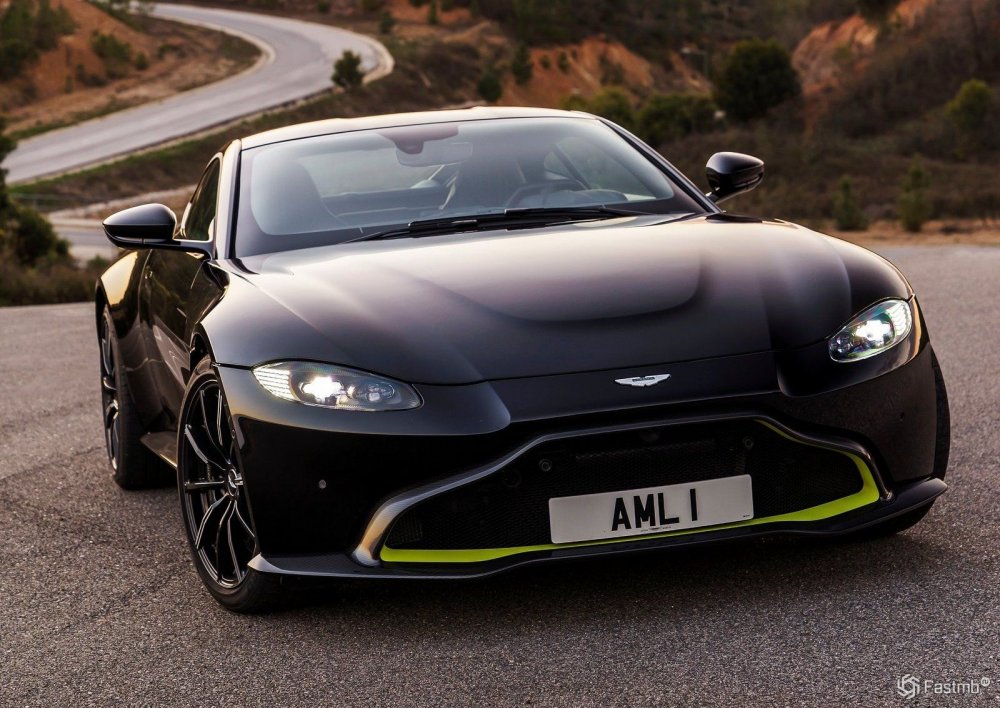 Aston Martin Vantage 2018 Black