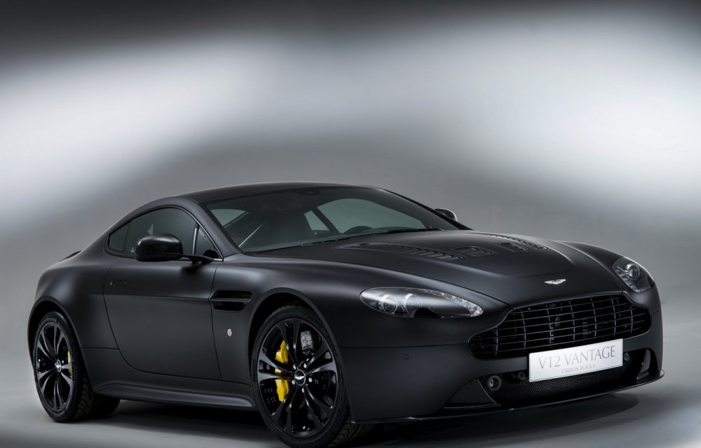 Aston Martin v12 Vantage