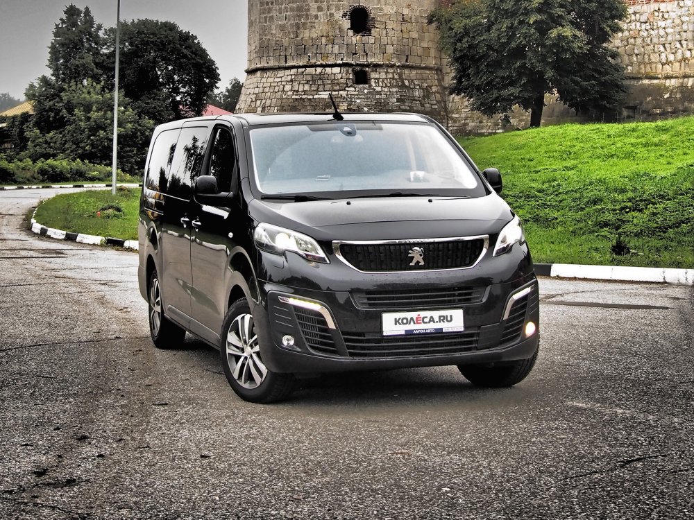 Peugeot traveller 2017