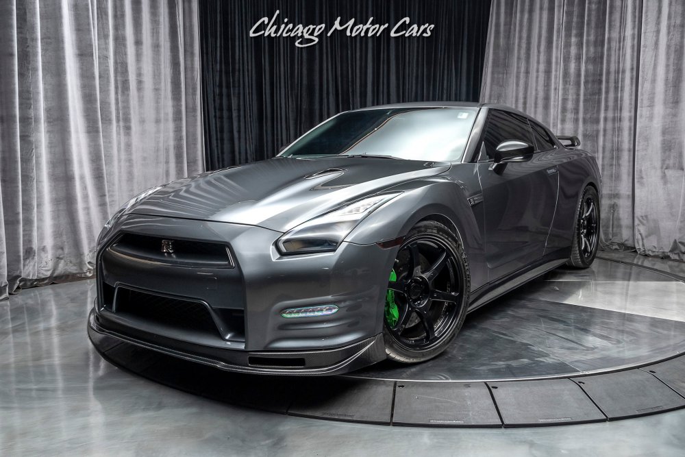 2012 Nissan gt-r Black Edition