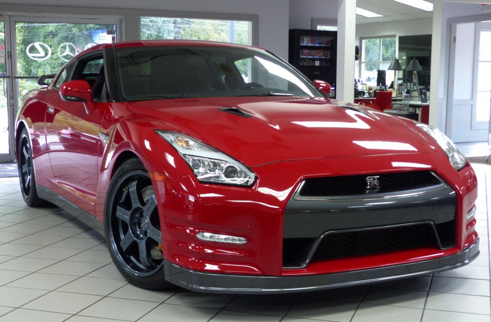 Nissan GTR Black Edition