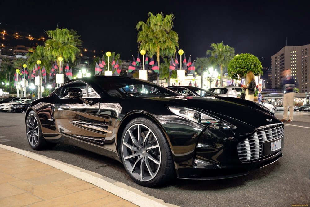 Aston Martin one 77q