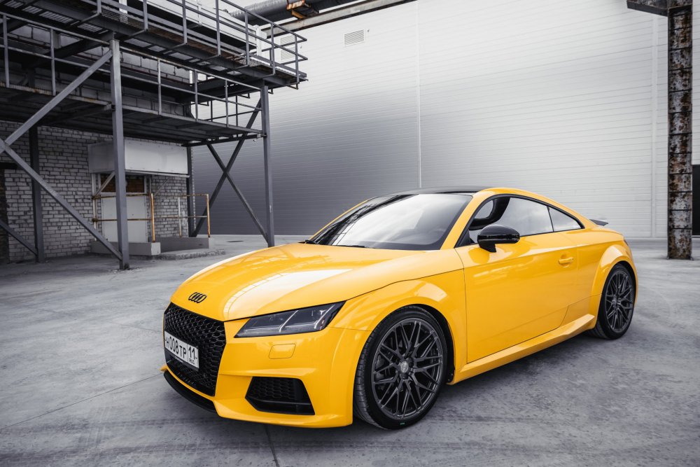 Audi TT 2