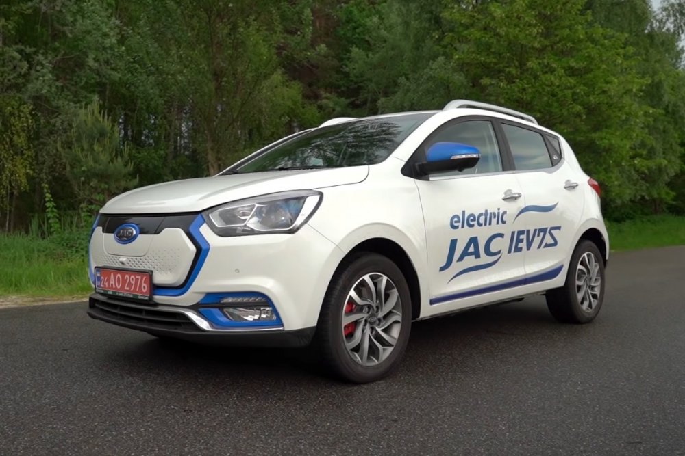 Электромобиль JAC iev7s