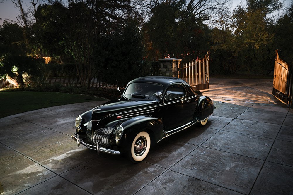 1939 Lincoln Zephyr Coupe