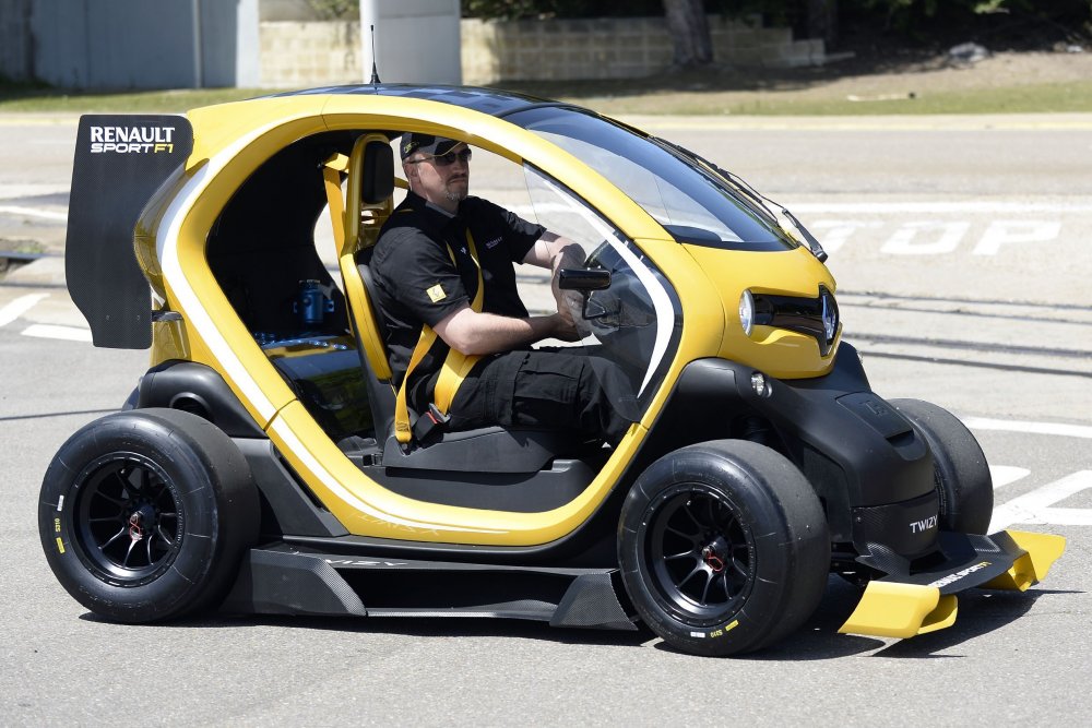 Renault Twizy (Рено Твизи)