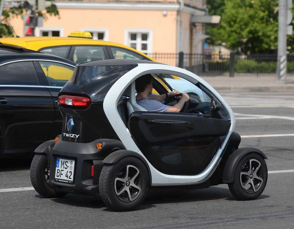 Электрокар Рено Twizy