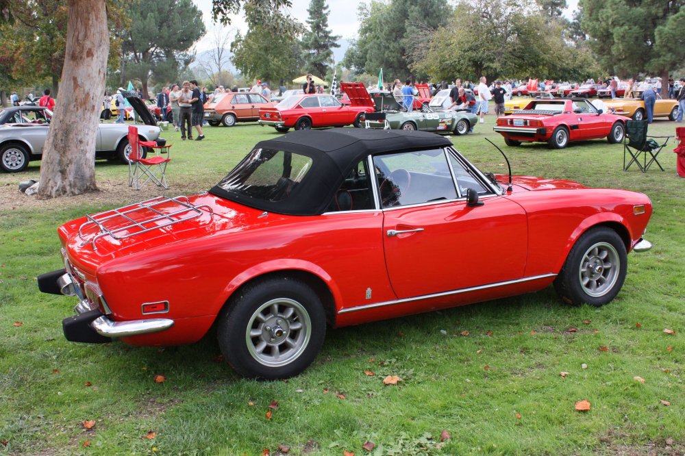 Fiat 128 Spider