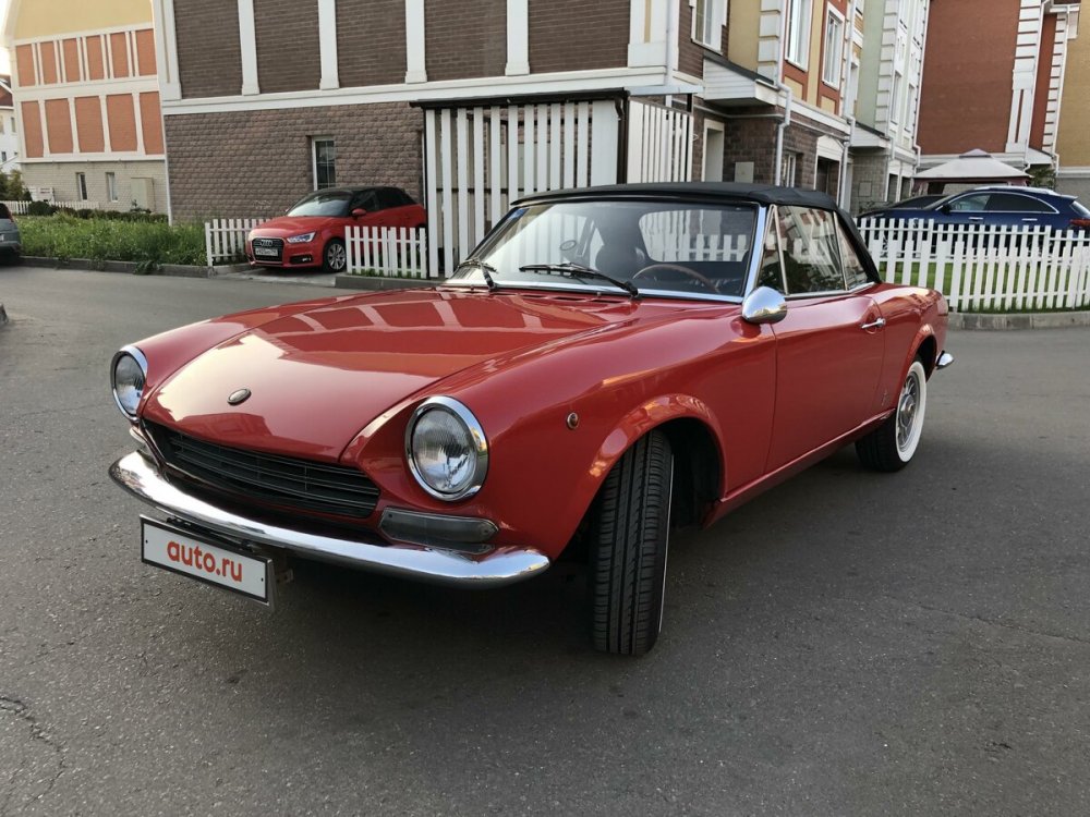 Fiat 124 Sport Spider