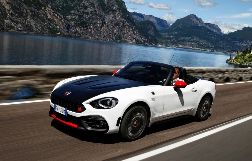 Кабриолет Fiat 124 Spider