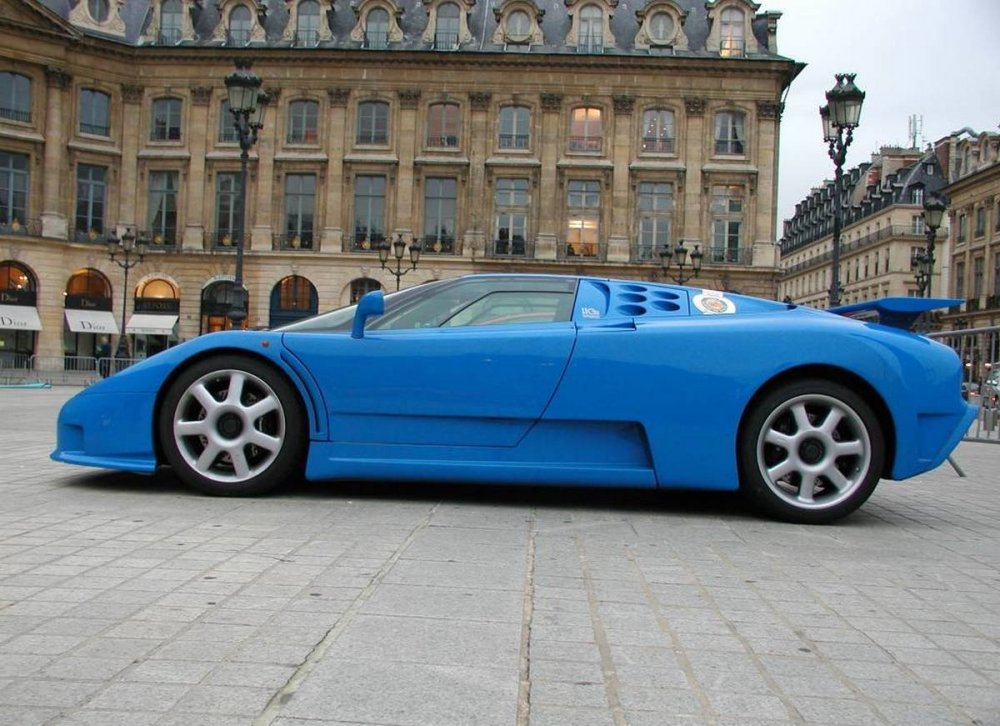 Bugatti eb110 салон