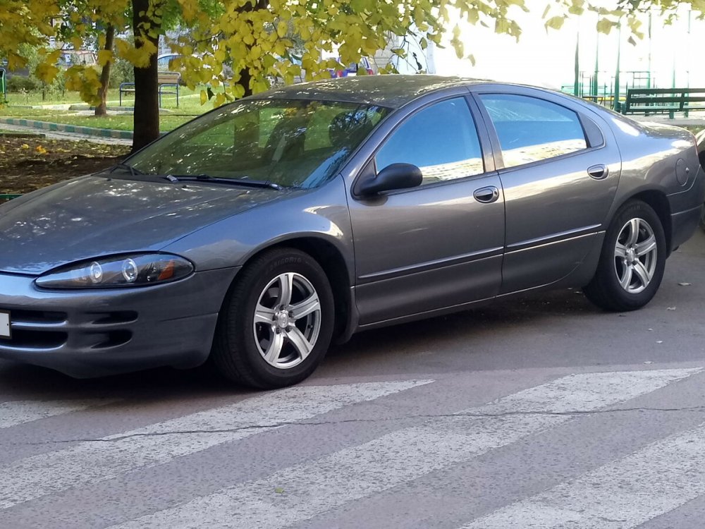 Dodge Intrepid II, 2004