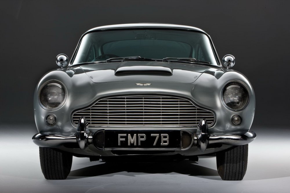 Aston Martin db5 007