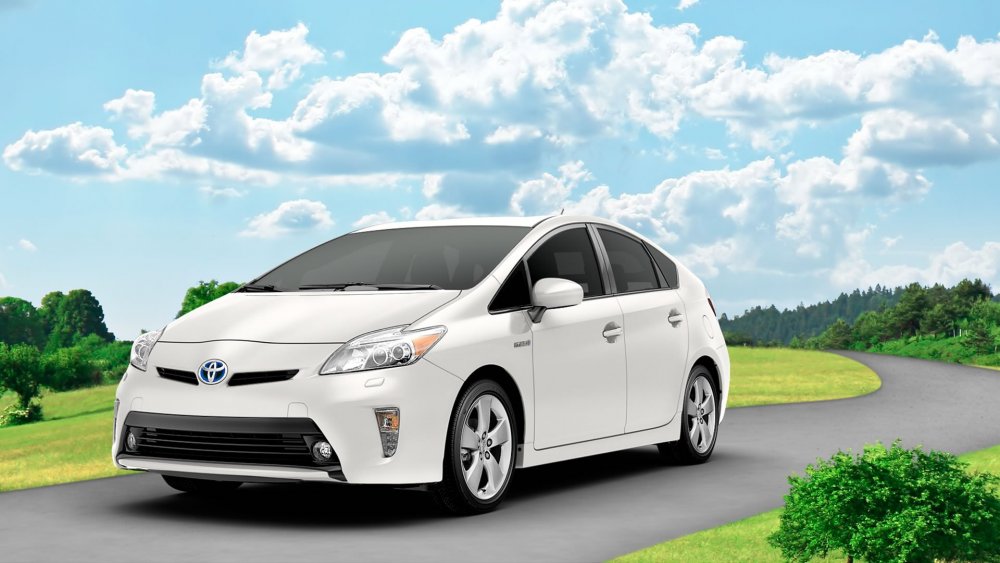 Prius Alpha Modellista