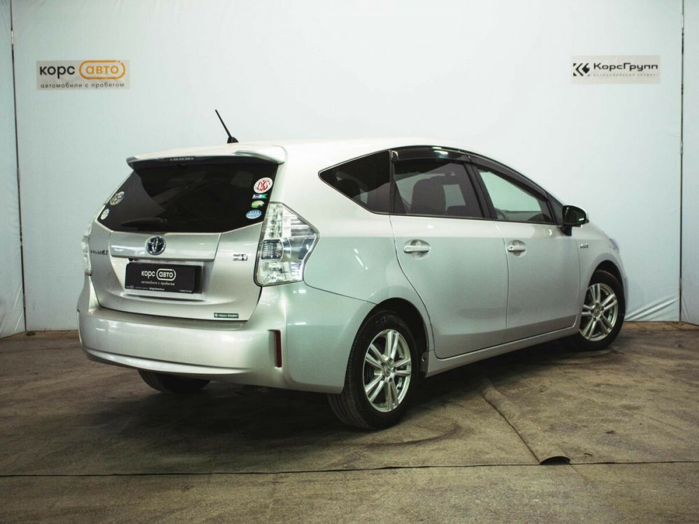 Toyota Safety Prius Alpha