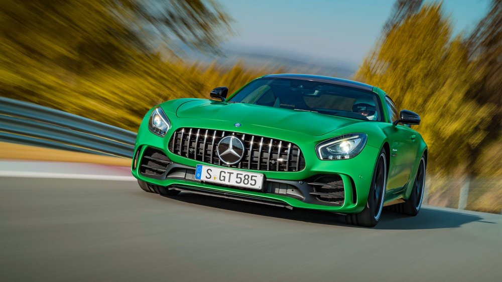 Mercedes-Benz AMG gt r 2017