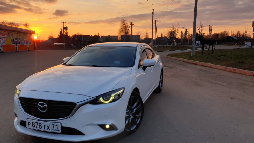 Mazda 6 2.5 Supreme Plus белая 2020