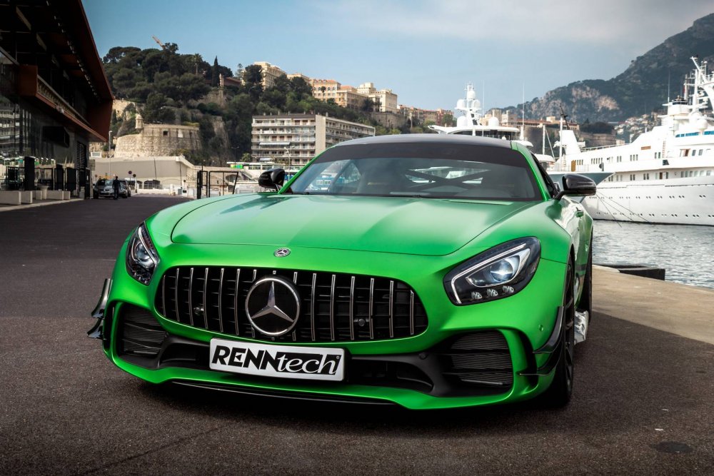 Mercedes AMG gt r