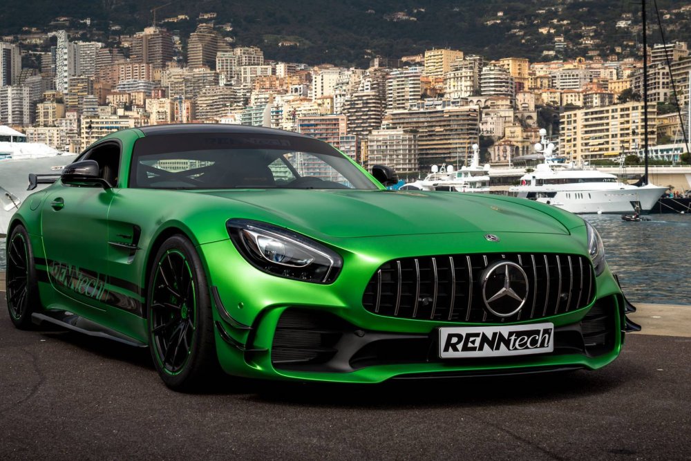 Mercedes AMG GTR