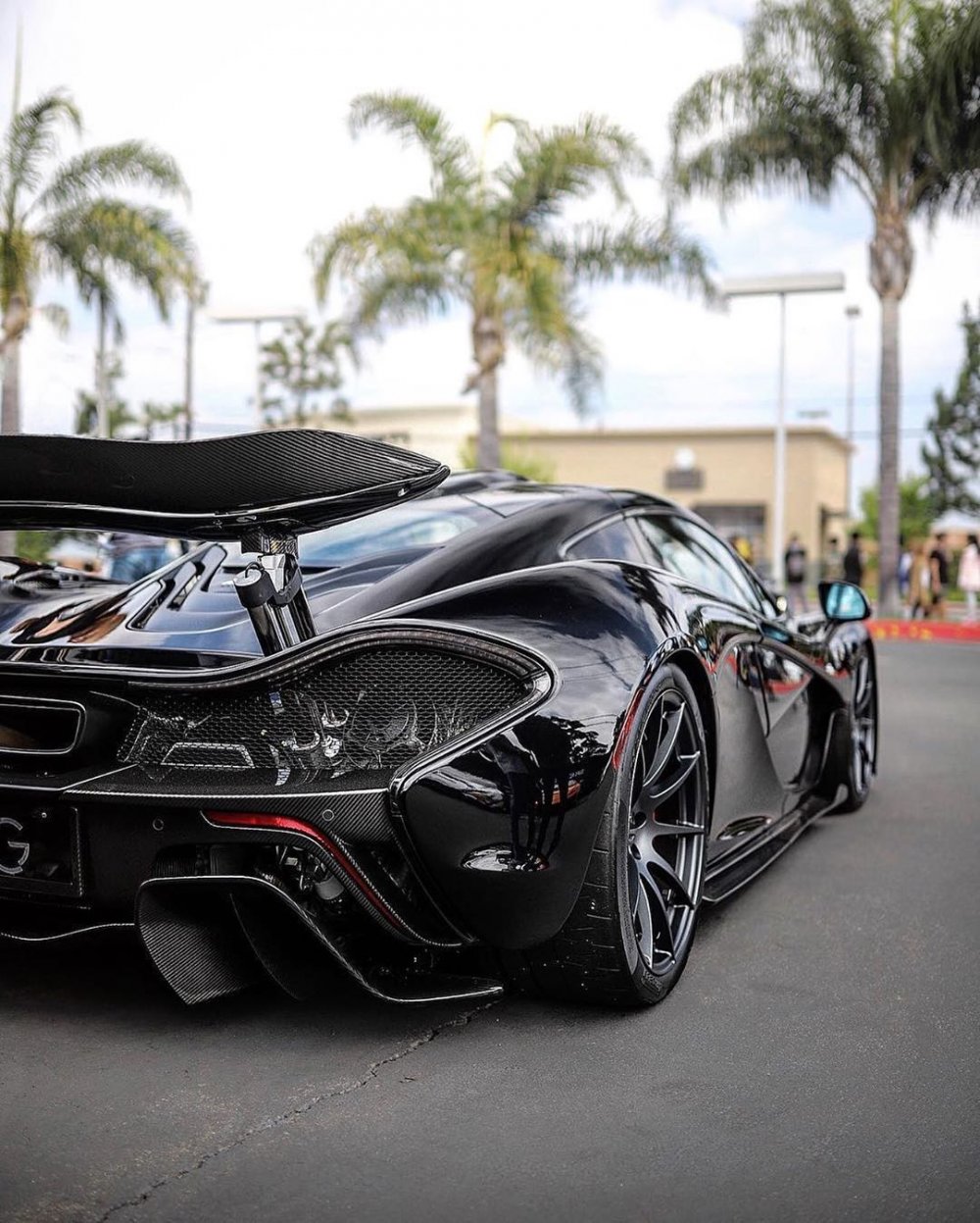 MCLAREN p1