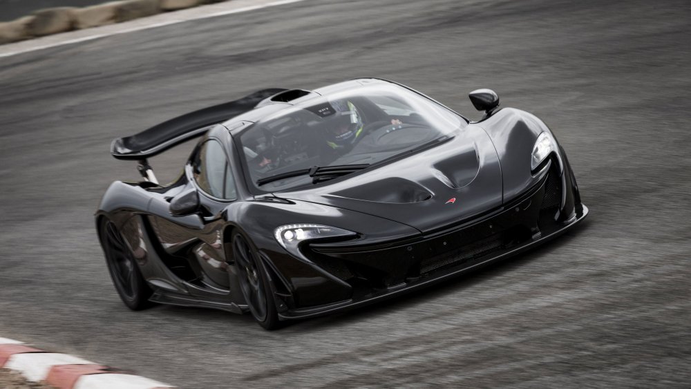 Машина MCLAREN p1