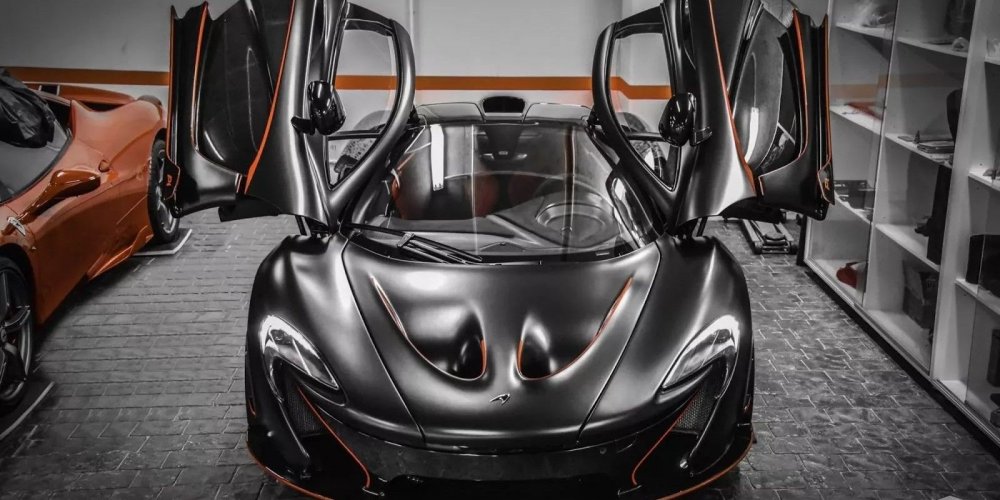 MCLAREN p1 Black Matte