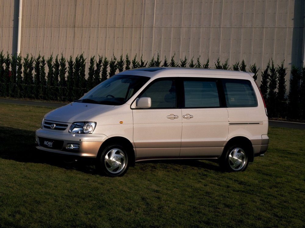 Toyota Town Ace Noah